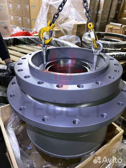 Редуктор хода CAT 330DLN