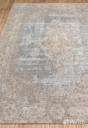 Ковер 240 на 330 новый