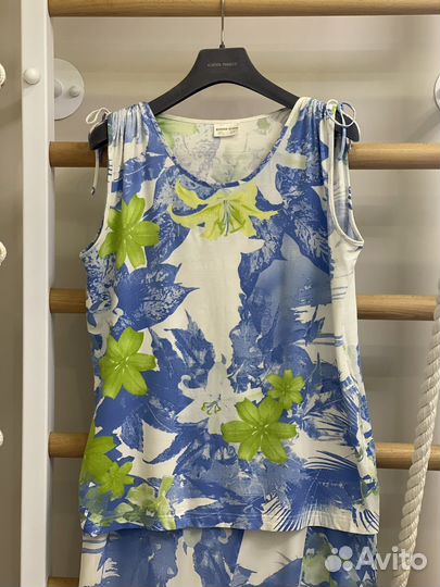 Костюм. Юбка, майка, жакет женский