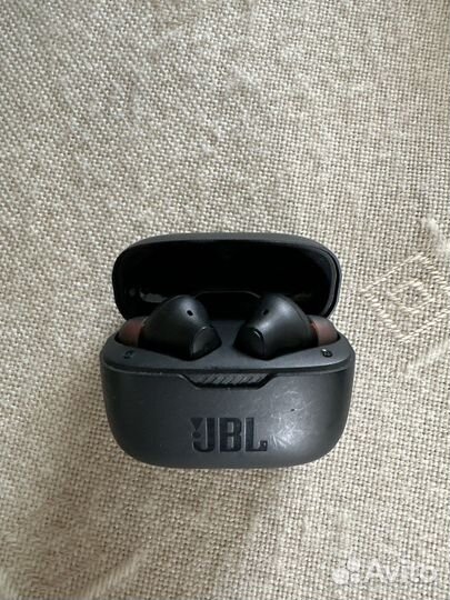 Беспроводные наушники jbl tune 230nc tws