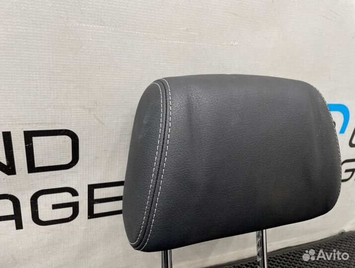 Подголовник передний Bmw X3 F25 N52B30A 3.0 2011