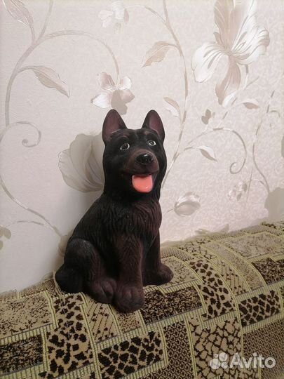 Статуэтка собака копилка гипс