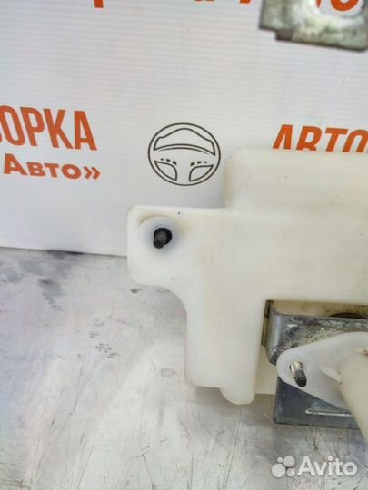 Бачок омывателя лобового стекла Ssang Yong Rexton