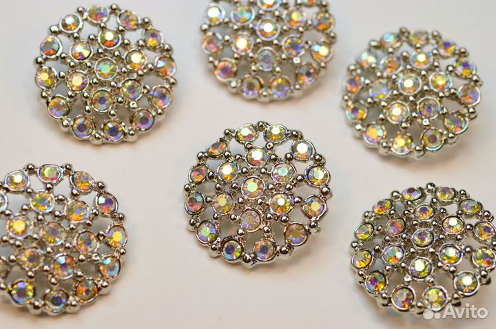 Пуговицы 28 мм