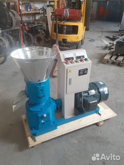 Мини пресс-гранулятор кормов