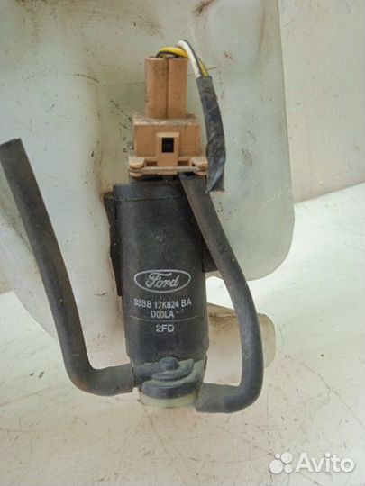 Бачок омывателя Ford Focus 1 fyda 2002