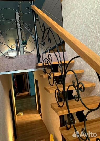 Метлличесакую лестницу Изготовим