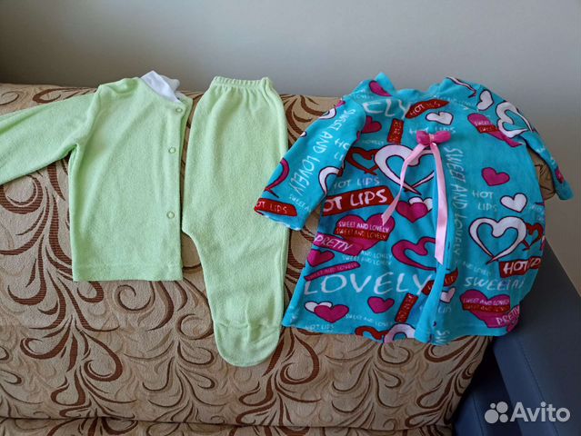 Детская одежда и кроссовки