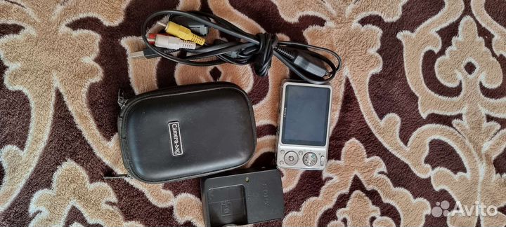 Компактный фотоаппарат sony