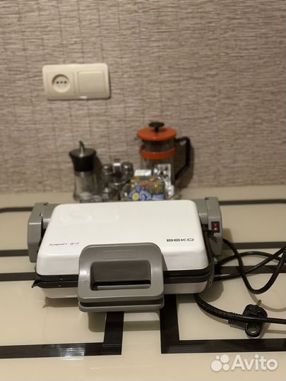 Электрогриль грильница Compact Grill Beko 1800 W