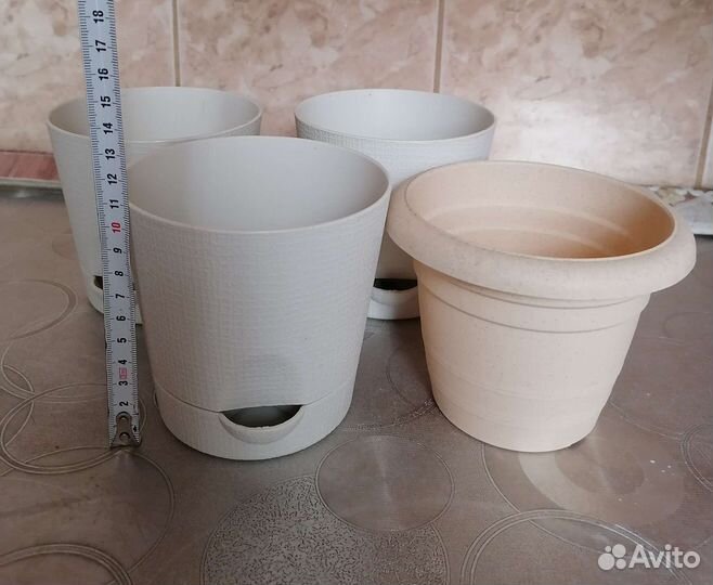 Горшки для цветов с поддонами (керамика, пластик)
