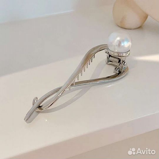 Заколка для волос