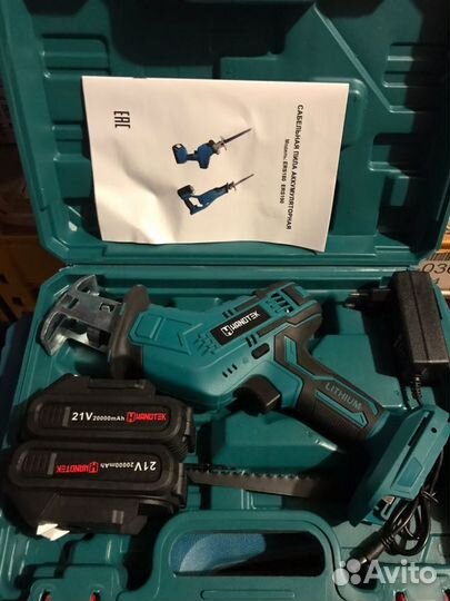 Аккумуляторная сабельная пила