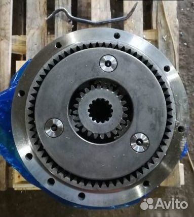 Редуктор поворота Hitachi EX200-5