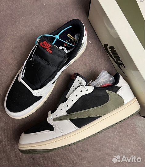 Travis Scott x Air Jordan 1 Low Medium Olive