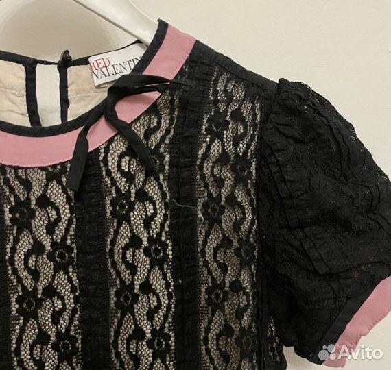 Черное платье с коротким рукавом Red Valentino