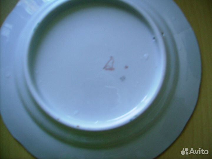 Коллекционная тарелочка