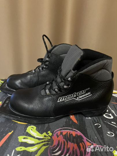 Лыжные ботинки детские 35 размер