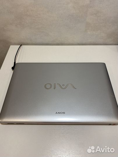 Sony vaio PCG - 61611V