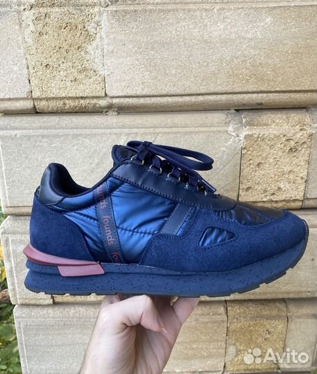 Founds Кроссовки