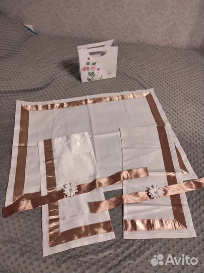 Украшение на палатку для выставки кошек