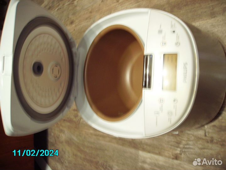 Мультиварка новая