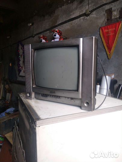 Телевизор sanyo