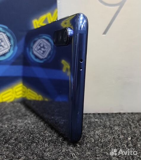 Xiaomi Mi 9, 6/128 ГБ