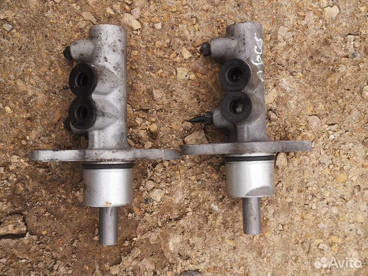 Главный тормозной цилиндр Passat B5