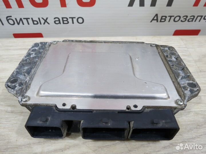 Блок управления двигателем Renault Duster