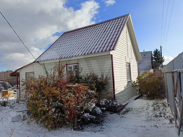 Дача 35 м² на участке 7,5 сот.