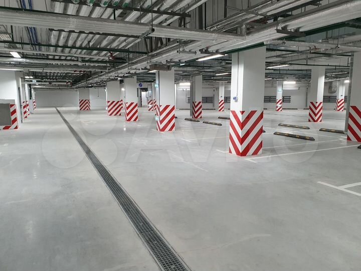 Машиноместо, 13 м²