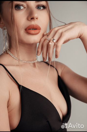 Колье чокер с цирконами