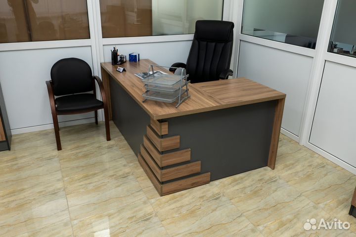 Стол руководителя Энарес под заказ