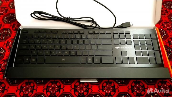 Cougar Vantar + Minos XT