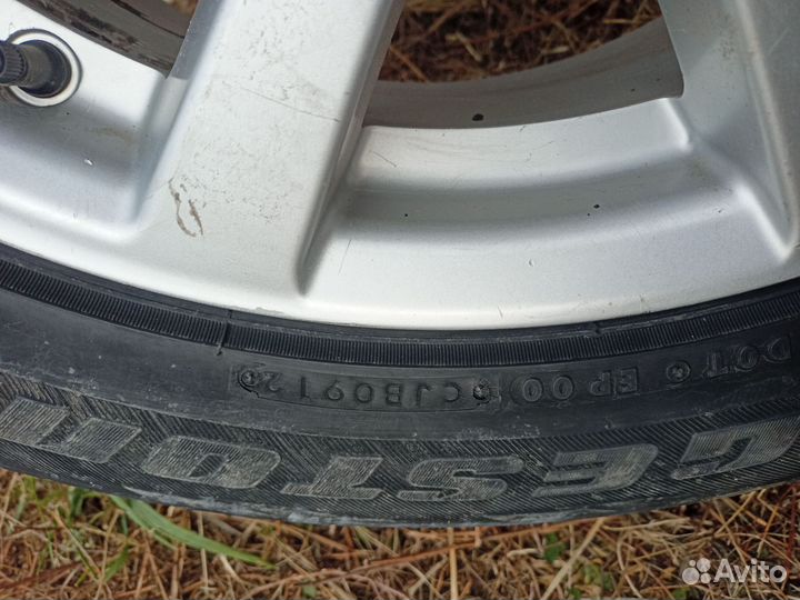 Bridgestone Blizzak DM-V1 225/55 R18