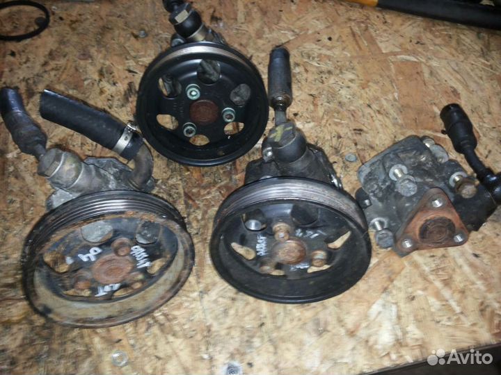 Насос гур Volkswagen Skoda Audi