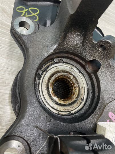 Ступица перед правая Mitsubishi Lancer Cedia CS5W