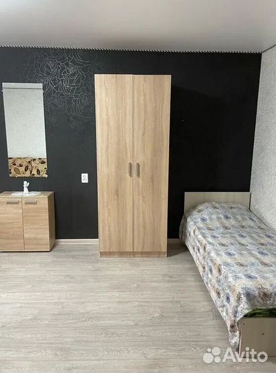 Шкаф Рик платяной