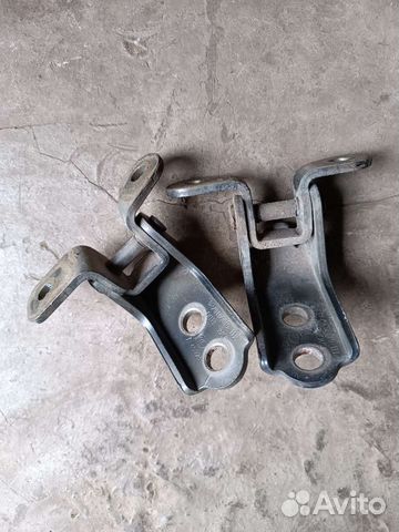 Петли передней правой двери Chery Tiggo T11