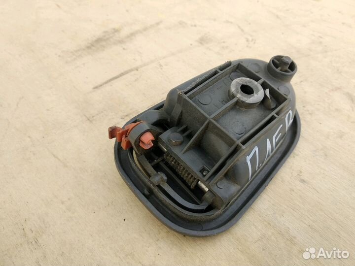 Ручки дверей внутренние Kia Sportage 1