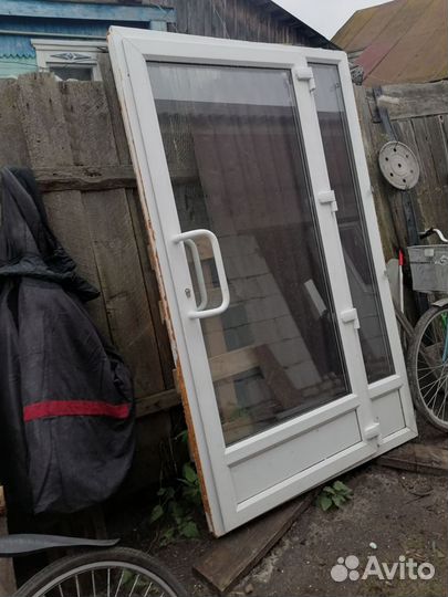 Дверь пластиковая пвх входная бу стекло