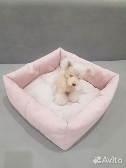 Лежанка для кошек