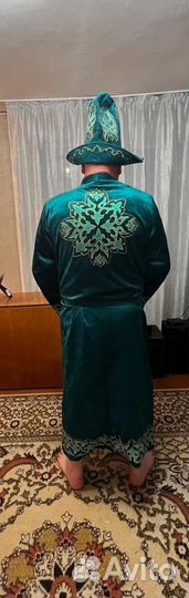 Казахский национальный костюм