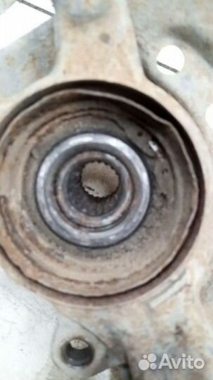 Кулак поворотный левый LADA Kalina