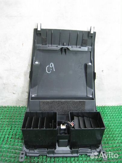 Дефлектор торпедо центральный Suzuki SX4 2007