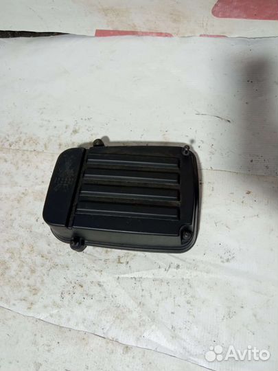 Крышка корпуса воздушного фильтра Jetta 5