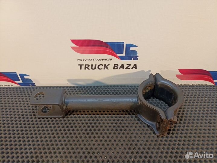 Стойка заднего стабилизатора