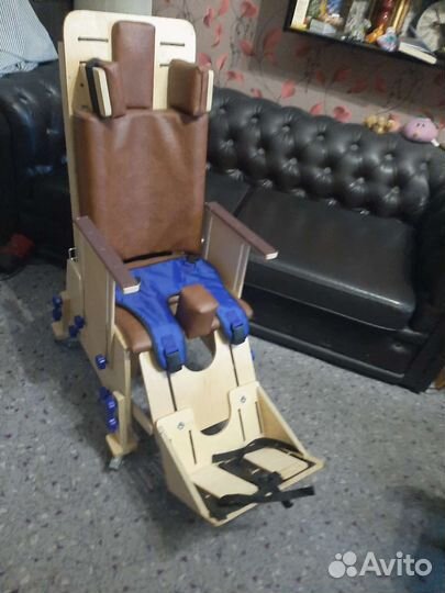 Детский инвалидный стул