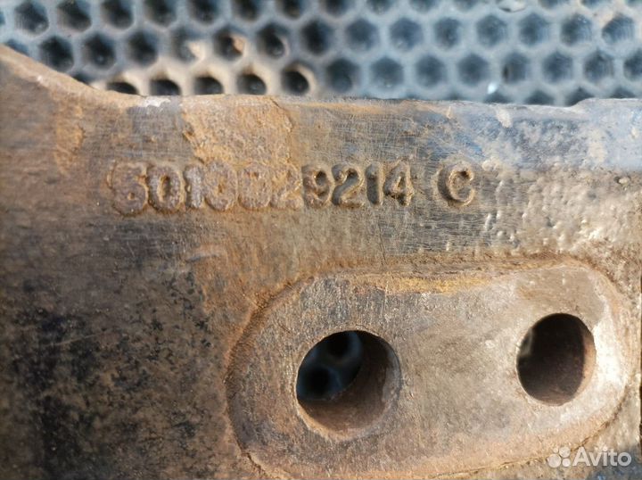 Кронштейн торсиона Renault Premium